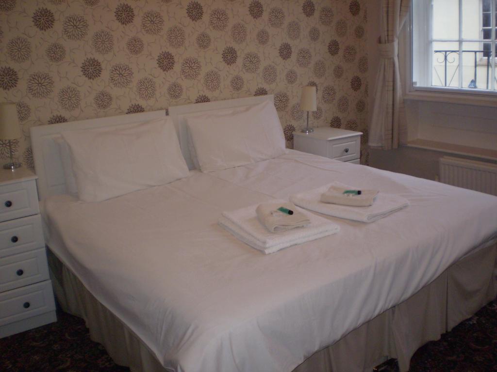 Raglan House Hotel Ross-on-Wye Room photo
